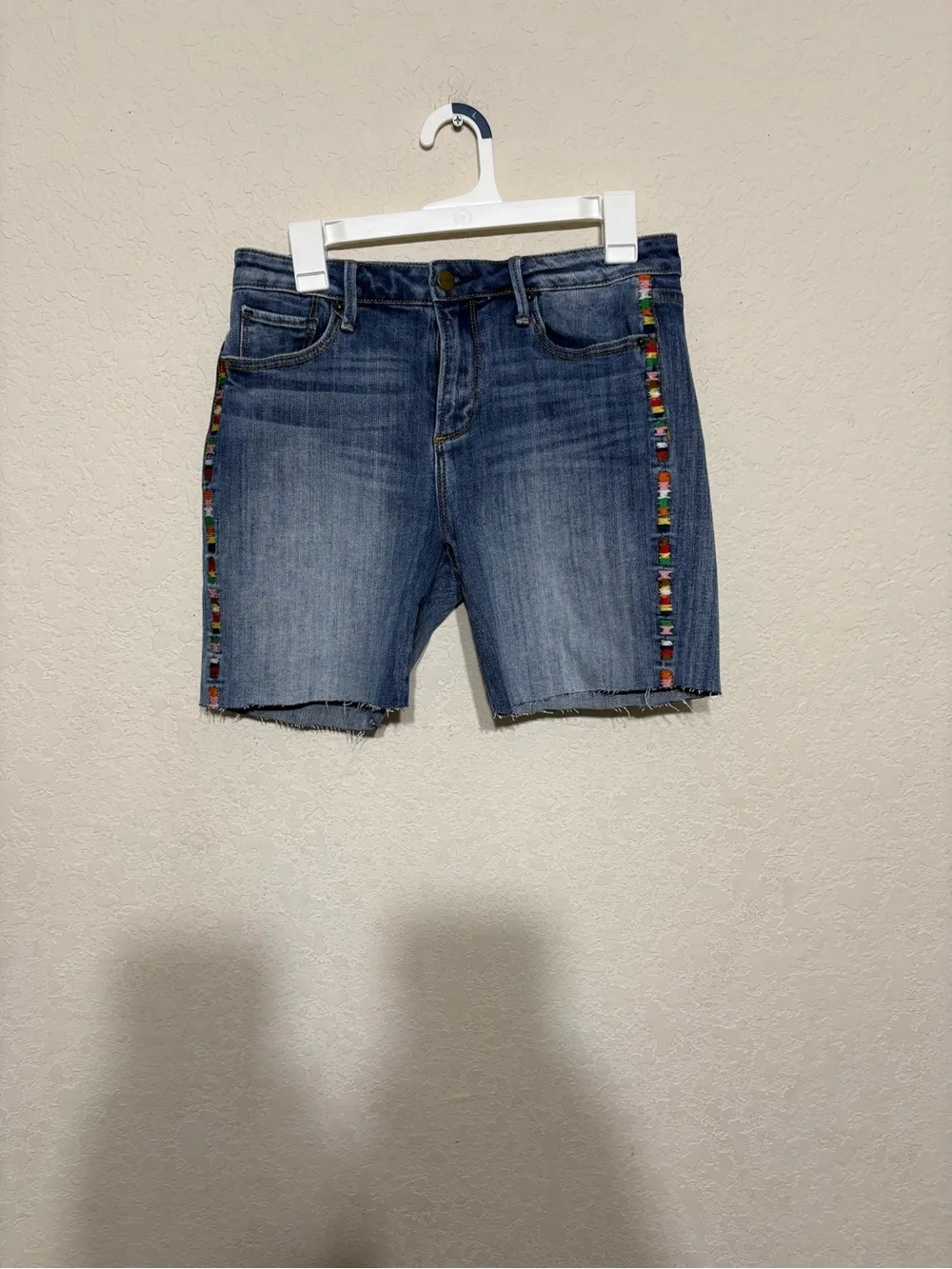 DRIFTWOOD Medium Blue Denim embroidered denim shorts 30x15.5